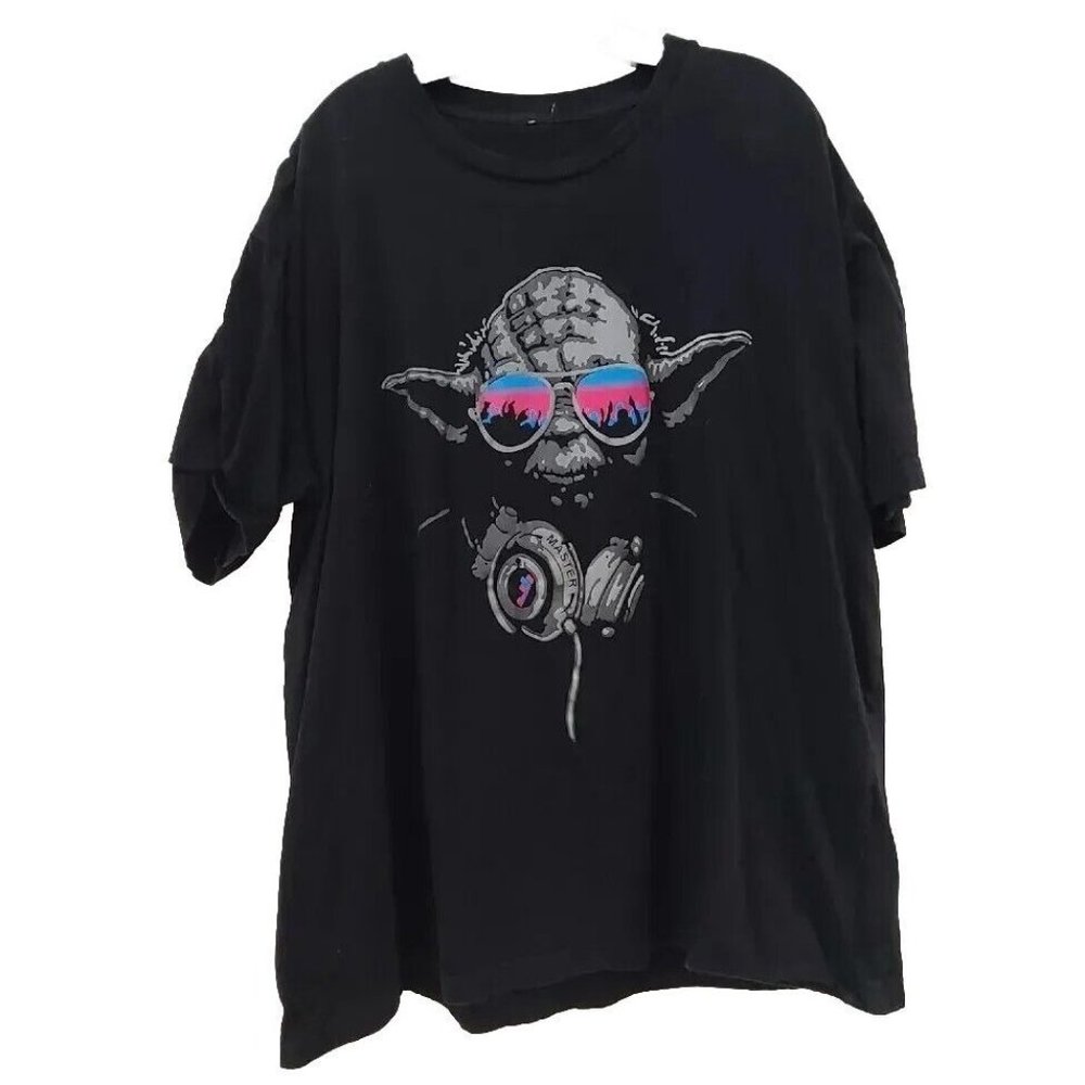 Men's DJ Master Yoda Pink Blue Black Star Wars T-Shirt Size 2XL XXL Soft Cotton